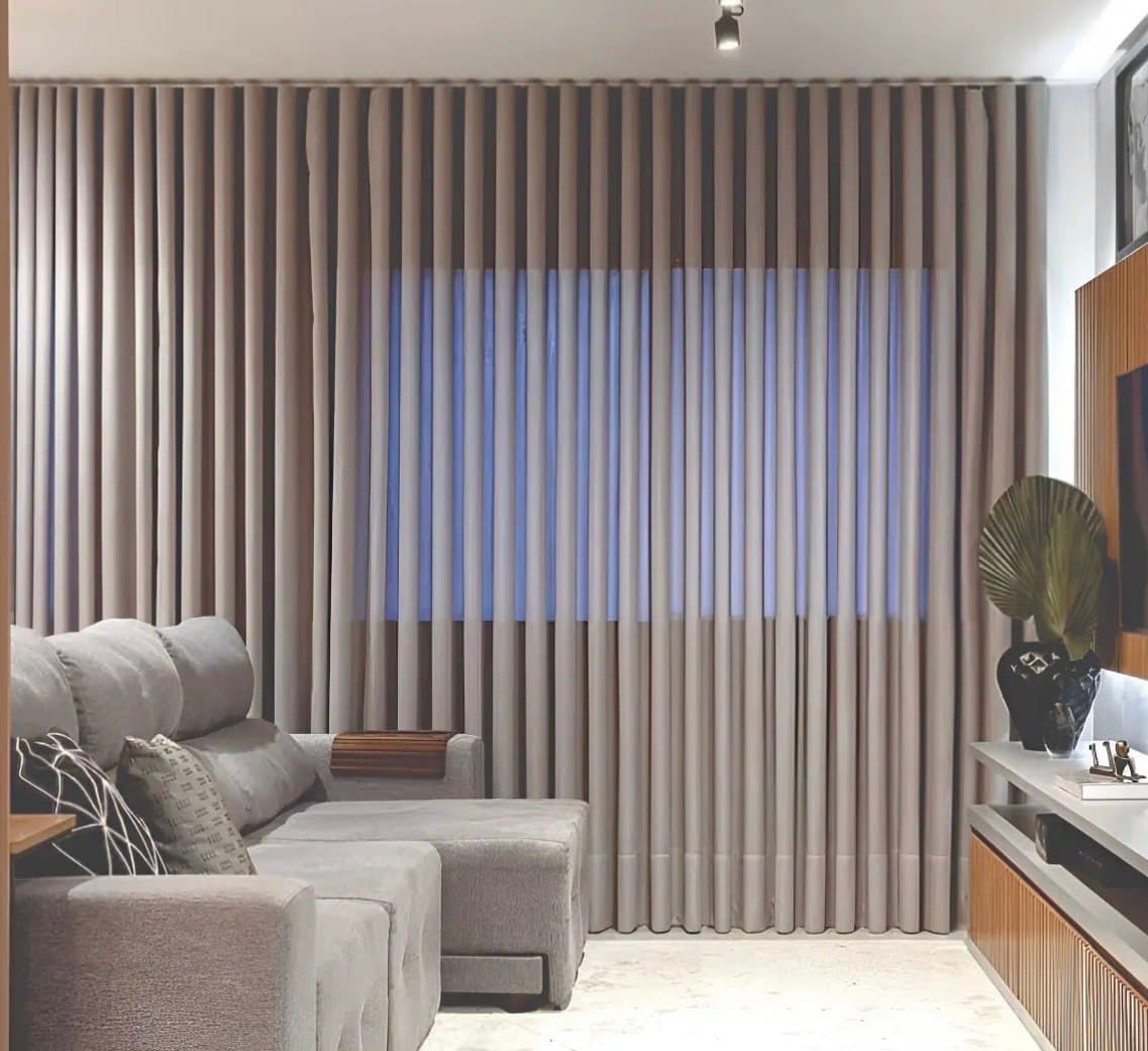 Cortina Gaze de Linho 6m x 2,40m Bege Wave com Trilho Suisso